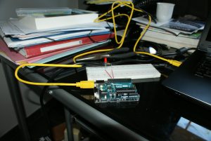 Arduino UNO makes me blink