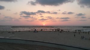 Soleil couchant su Tel Aviv